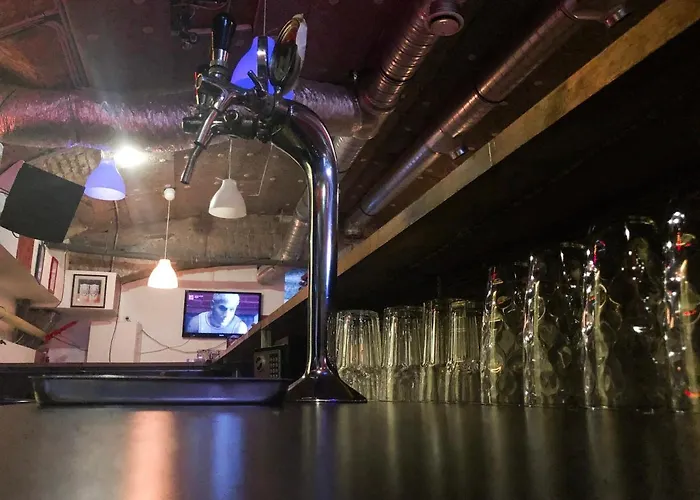 Whole Basement Former Pub For Stag Do, Bachelor House Party Flat Apartment *