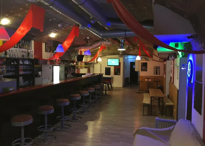 Whole Basement Former Pub For Stag Do, Bachelor House Party Flat Apartment *