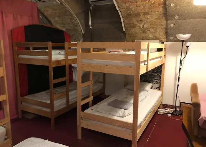 Apartment Whole Basement Former Pub For Stag Do, Bachelor House Party Flat