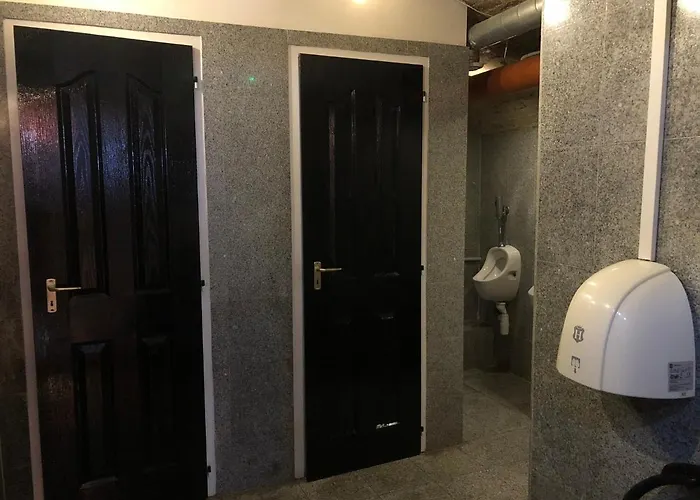 Apartment Whole Basement Former Pub For Stag Do, Bachelor House Party Flat Budapest
