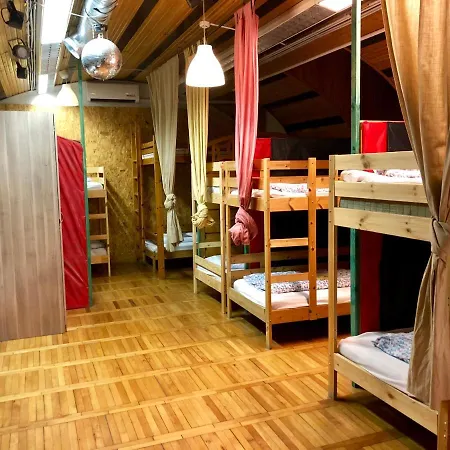 アパート Whole Basement Former Pub For Stag Do, Bachelor House Party Flat